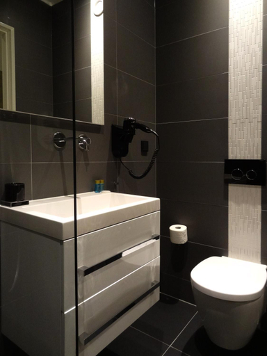 Bathroom 5, Sara's Boutique Hotel, Amsterdam