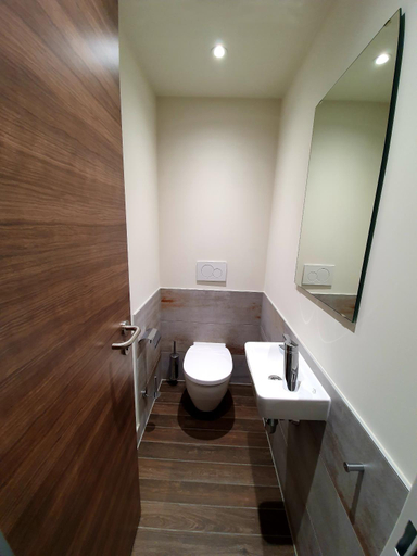 Bathroom 2, Jugendherberge Gemund Vogelsang, Euskirchen