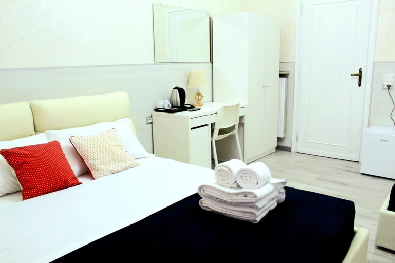 Others 5, Oscar suite home, Roma