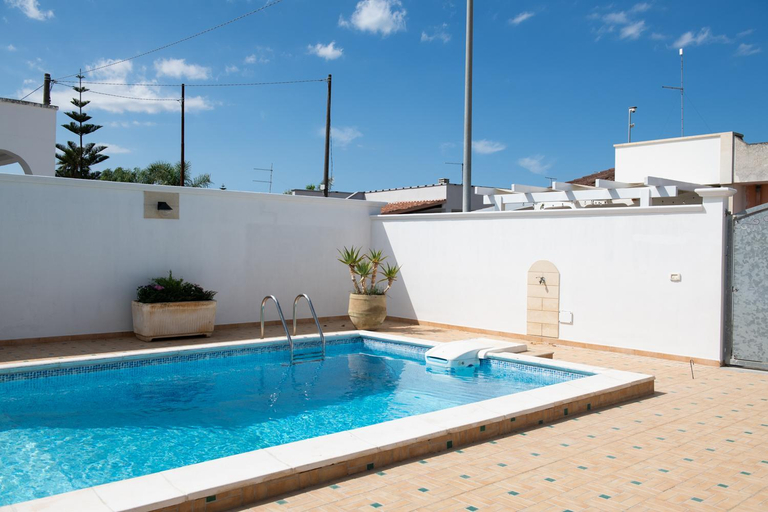 Others 3, Villa Gallese, Brindisi