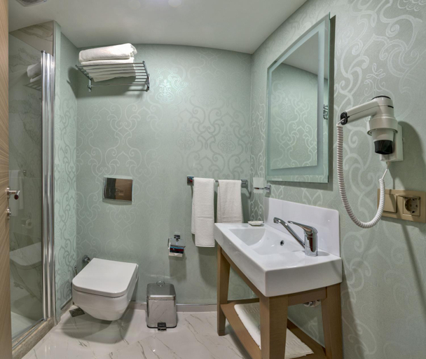 Bathroom 5, Taximist Hotel, Beyoğlu