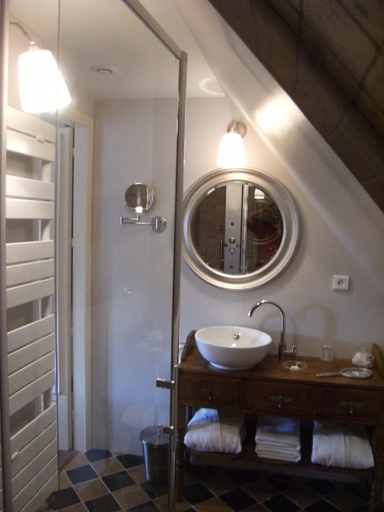 Bathroom 3, Aux temps d'avant, Bas-Rhin
