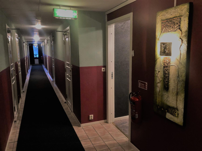 Others 5, Dentas Hotell Raivi, Strömsund