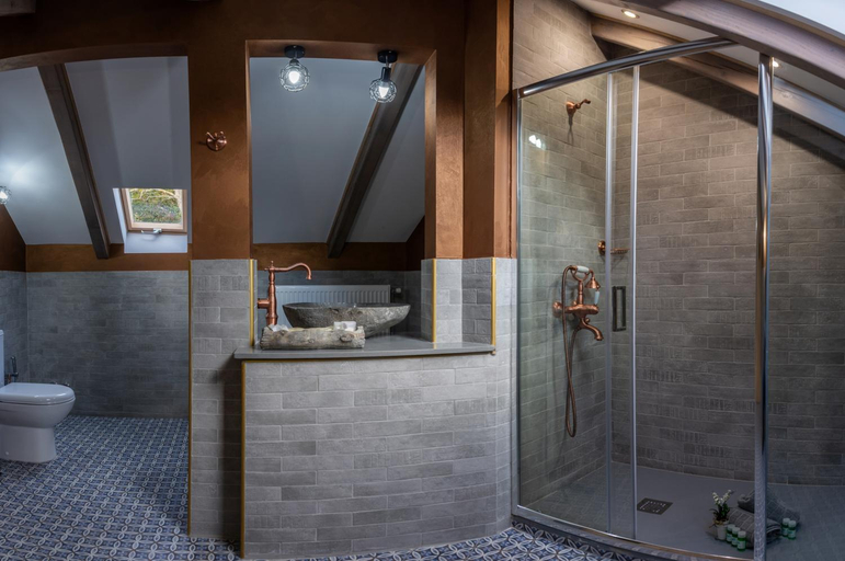 Bathroom 3, Villa Virginia Hotel, Central Greece