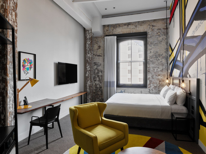 Bedroom 13