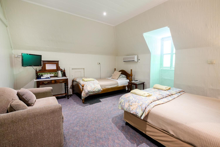 Bedroom 12