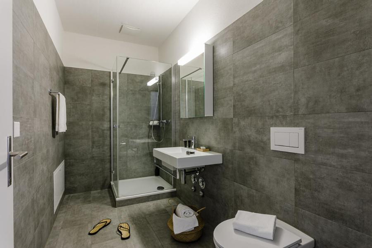 Bathroom 8