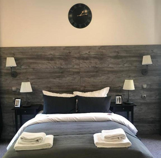 Bedroom 2, Hamburg Room, Hamburg