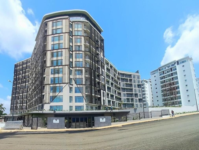 Exterior & Views 2, Loxwood Apartment, Accra