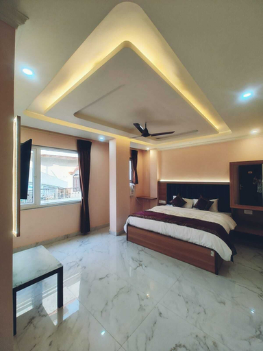 Bedroom 4, Hotel Shivalayam, Varanasi