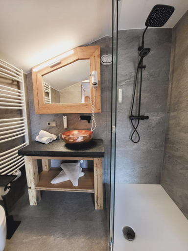 Bathroom 3, Adler Boutique Hotel, Innsbruck Land