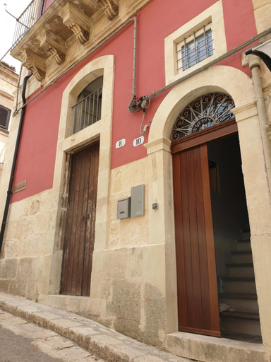 Others 2, Locazione turistica da Enzo e Maria, Ragusa