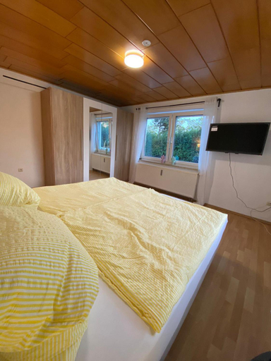 Bedroom 2, Pension Miranda, Kelheim