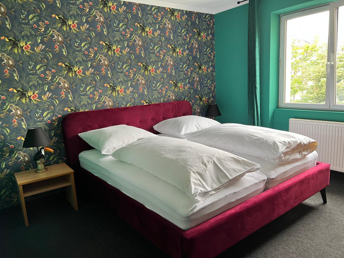 Bedroom 5, SmartHotel Flamingo self-check-in, Gießen