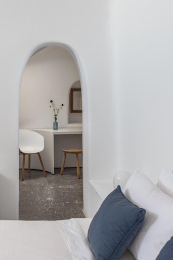 Bedroom 3, Chelidonia Luxury Suites, South Aegean