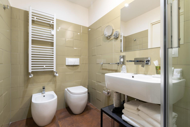 Bathroom 4, Castello Guest House, Milano