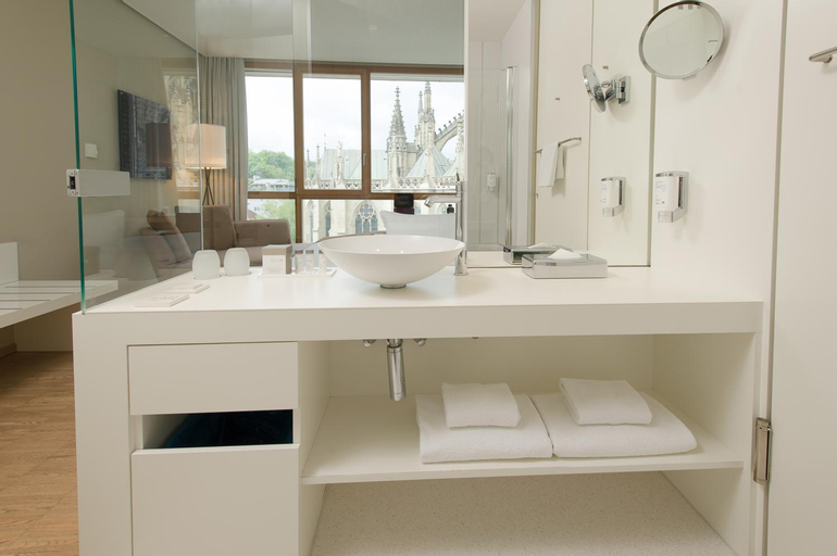 Bathroom 5