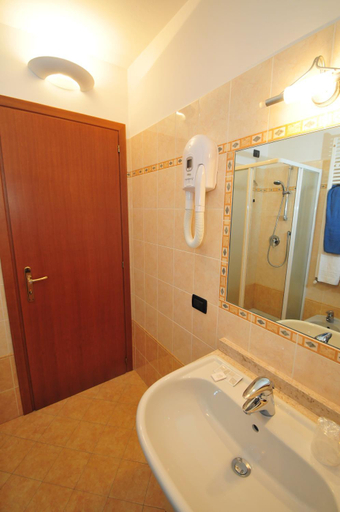 Bathroom 5, Locanda Sant'Anna Hotel, Venezia