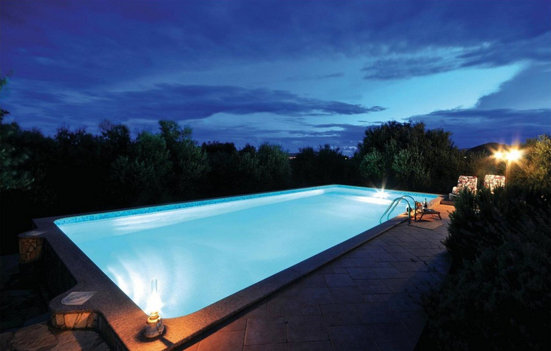 Sport & Beauty 3, Picturesque Escape Holiday Home With Pool and Sauna, Kaštela