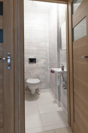 Others 3, Hostel Radom, Radom City