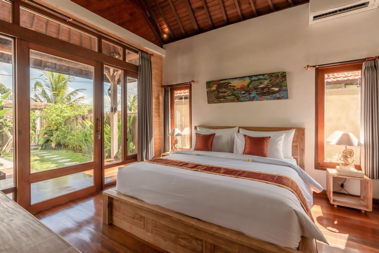 Bedroom 30