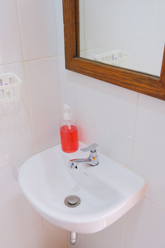 Bathroom 7