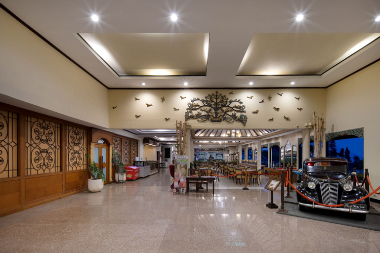 Public Area 2, Royal Hotel and Convention Tretes, Pasuruan
