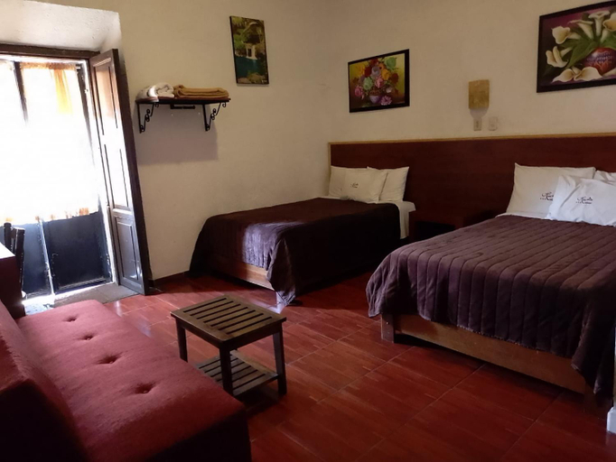 Bedroom 2, Hotel Colonial, Morelia