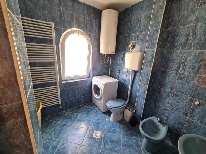 Bathroom 5, M2 Sobe, Trebinje