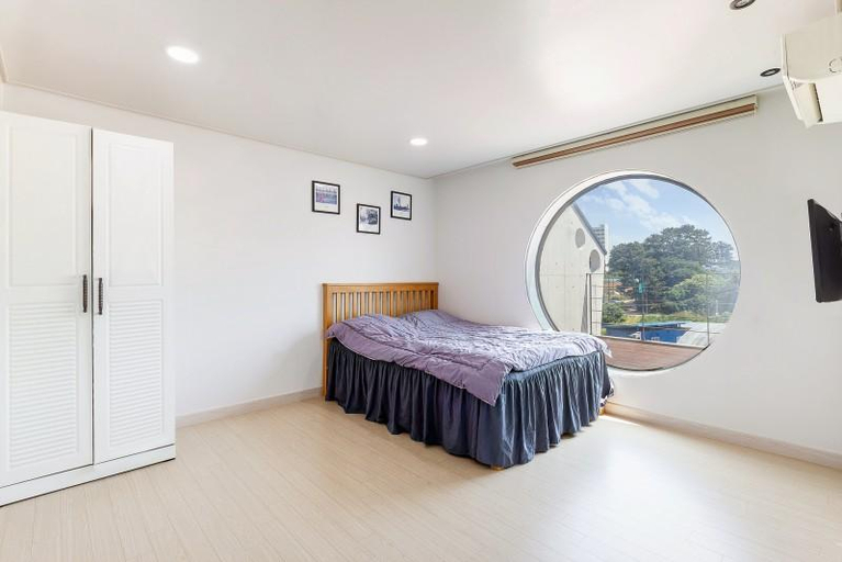 Bedroom 2, Taean El Dora Pool Villa Pension, Taean