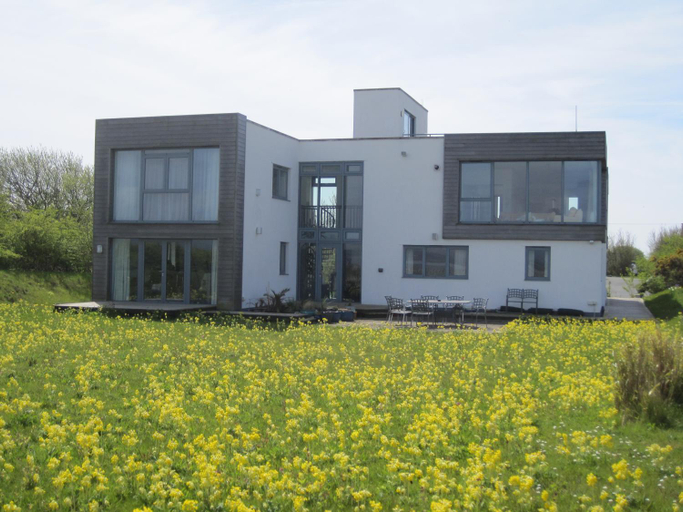 Others 1, HH Accommodation, Cumbria