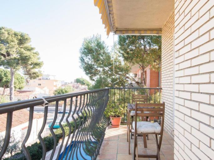 Others 3, Sunny apartment 3 blocks to the beach, Barcelona