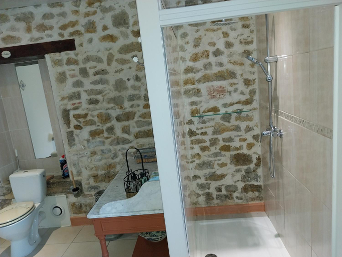 Bathroom 3, Chambre d hote les frangins, Vendée
