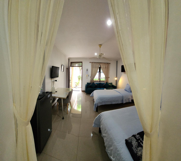 Bedroom 12