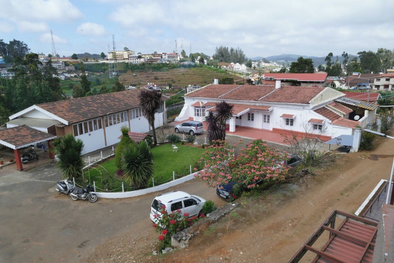 Others 5, West Berry Vintage, The Nilgiris