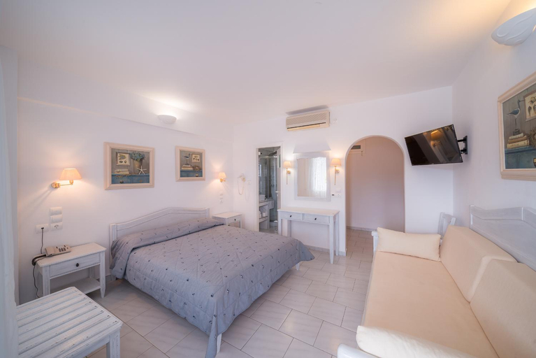 Bedroom 3, Vardia Bay Studios, South Aegean