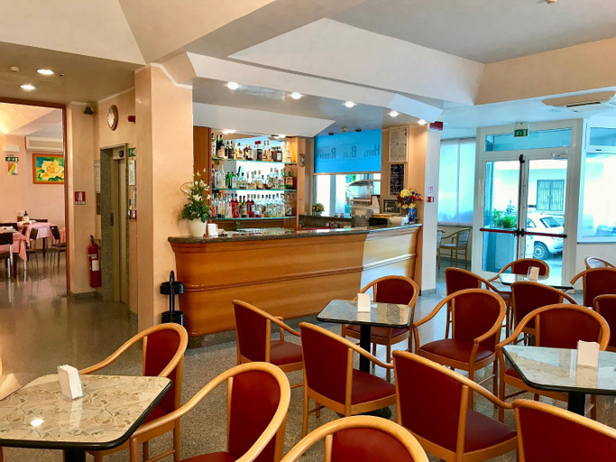 Food & Drinks 5, Hotel Blue Ribbon, Rimini