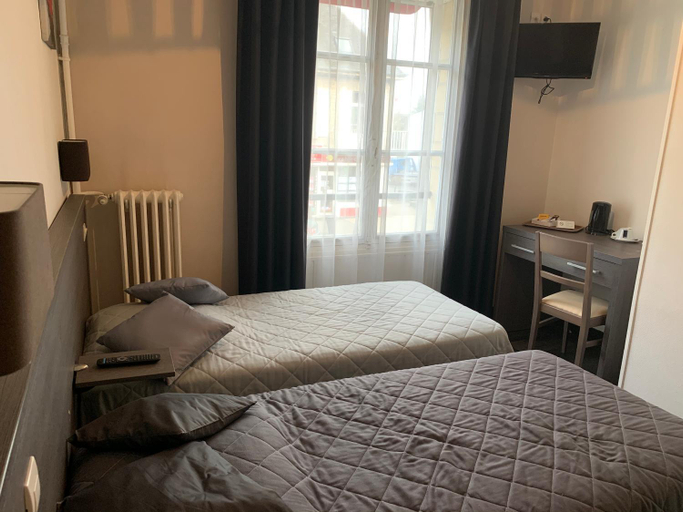 Bedroom 1, Au Vieux Puits, Calvados