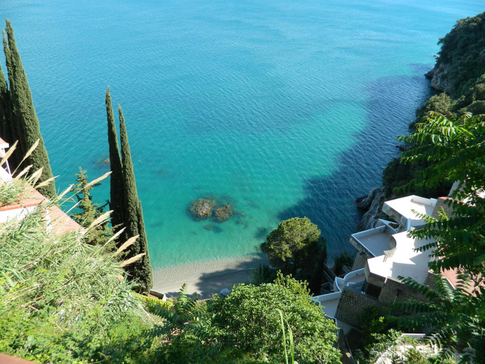 Others 5, Il Nido del Gabbiano, Salerno