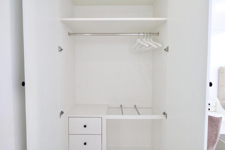 Bathroom 7