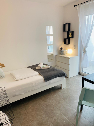Bedroom 14