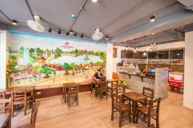 Food & Drinks 4, 22housing Apartment 81 Linh Lang No.09, Ba Đình