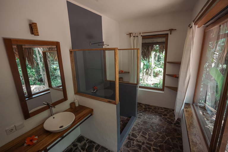 Bathroom 5, Coral Eye, North Minahasa