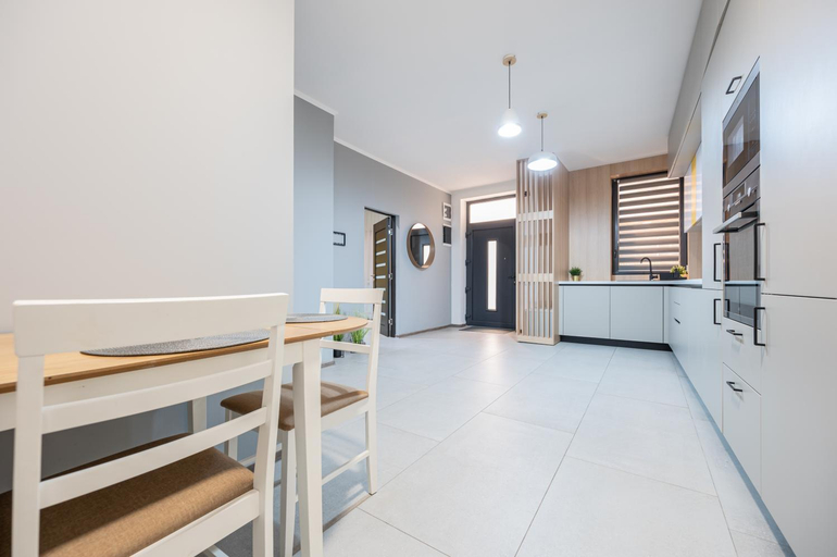 Others 4, Central Park Apartments, Oradea