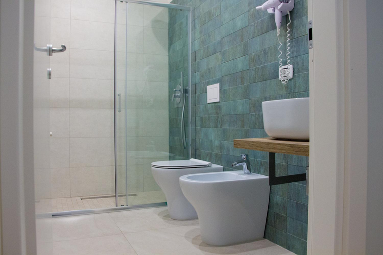 Others 5, WANDERLUST NAPLES a place to stay, Napoli