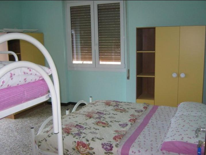 Others 3, Borno B&B, Brescia