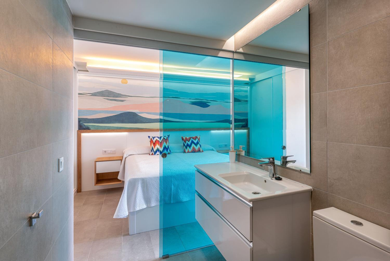 Bathroom 2, Apartments Sydenbygg Arguineguin, Las Palmas