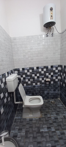 Bathroom 5, Siyaram Hotel Tample View in Orchha, Tikamgarh