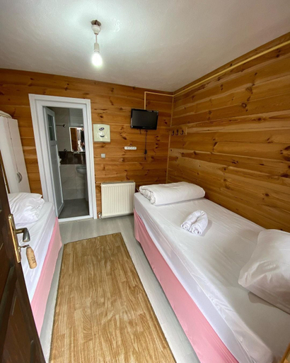 Bedroom 5, Kaptan Otel, Ardeşen