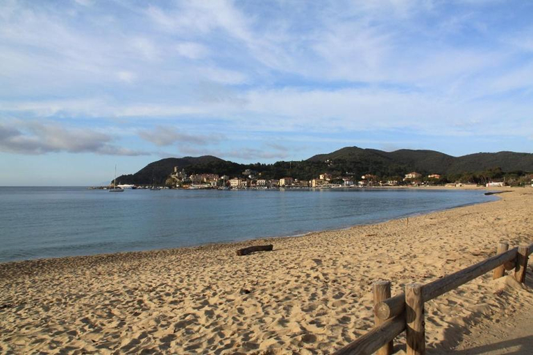 Others 4, Appartamenti Brezza Marina a Campo, Livorno